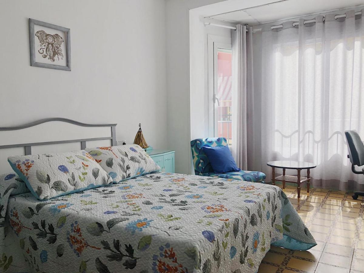 Cerca Del Centro De Alicante Kültér fotó